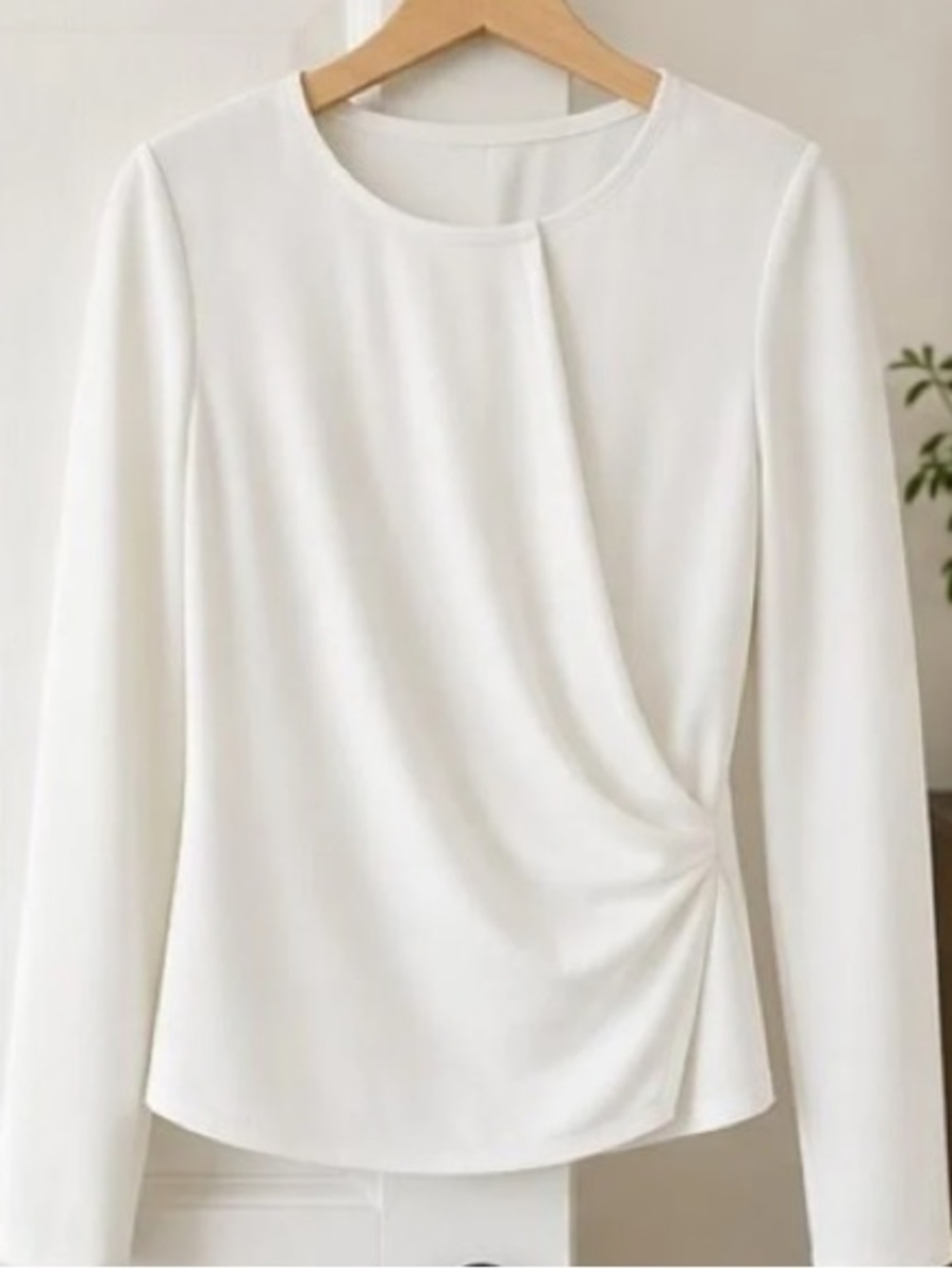 Elegant White Long-Sleeve Twist-Detail Women's Top